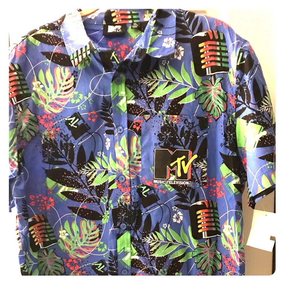 Men’s MTV party shirt